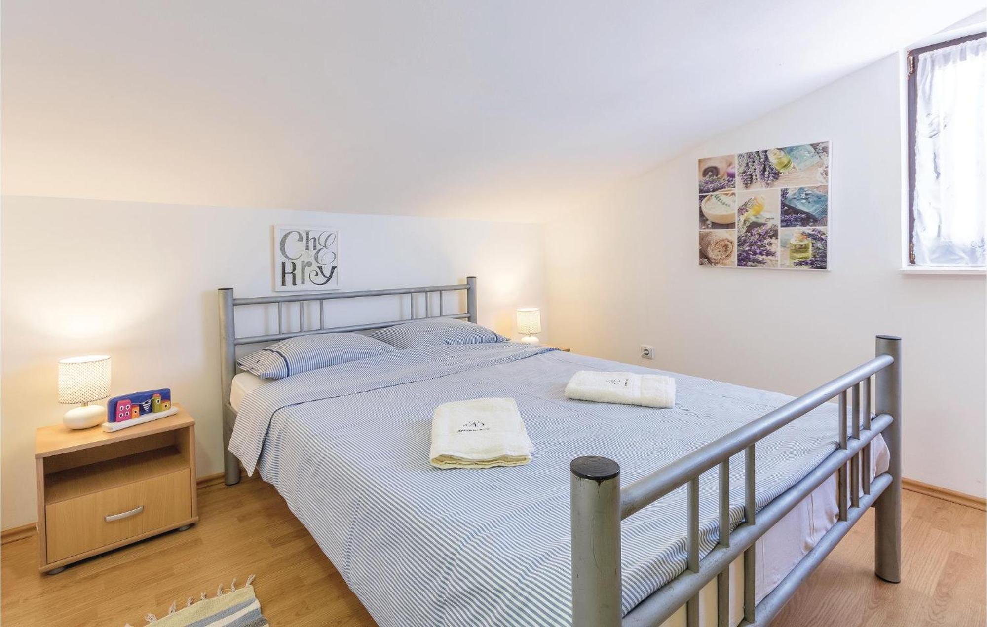 Amazing Apartment In Medulin With Wifi Luaran gambar